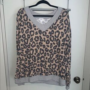 BKE V-Neck Leopard Sweater - Gray and Tan